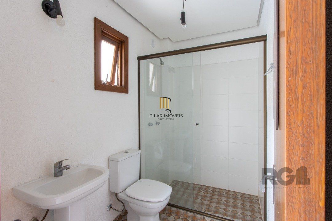 Casa Condominio para Venda - 196.61m², 3 dormitórios, sendo 1 suites, 1 vaga - Guarujá