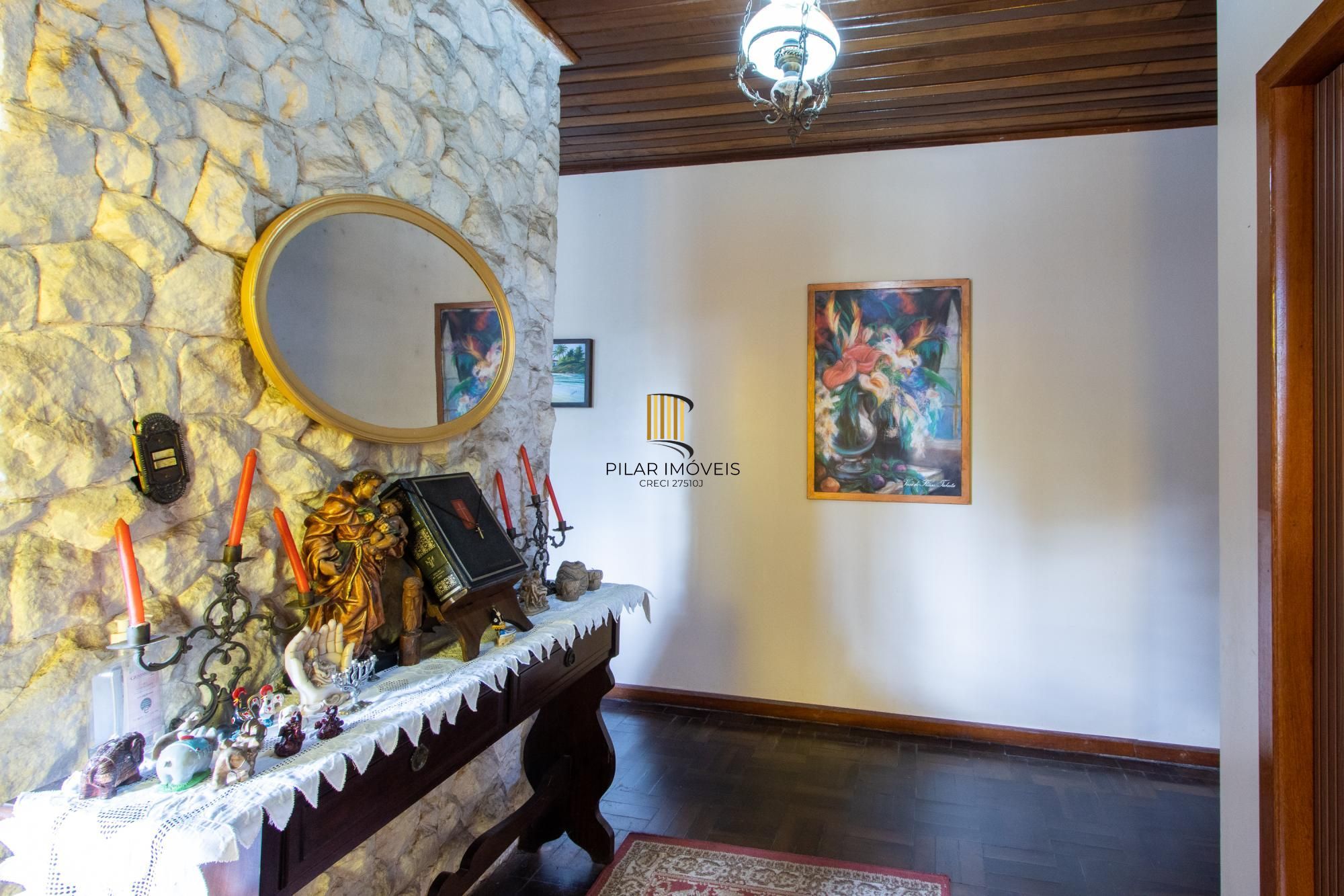 Casa para Venda - 180m², 3 dormitórios, sendo 1 suites, 2 vagas - Ipanema