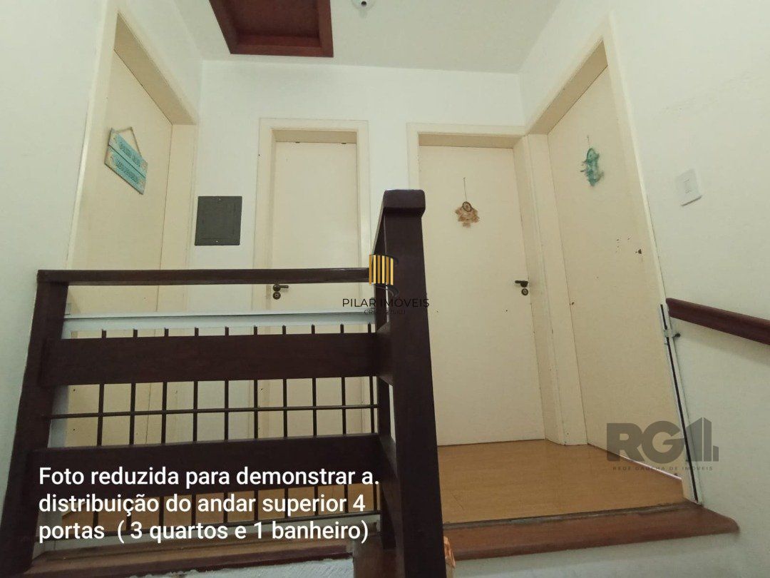 Casa de Condomínio 3 dormitórios no bairro Cristal