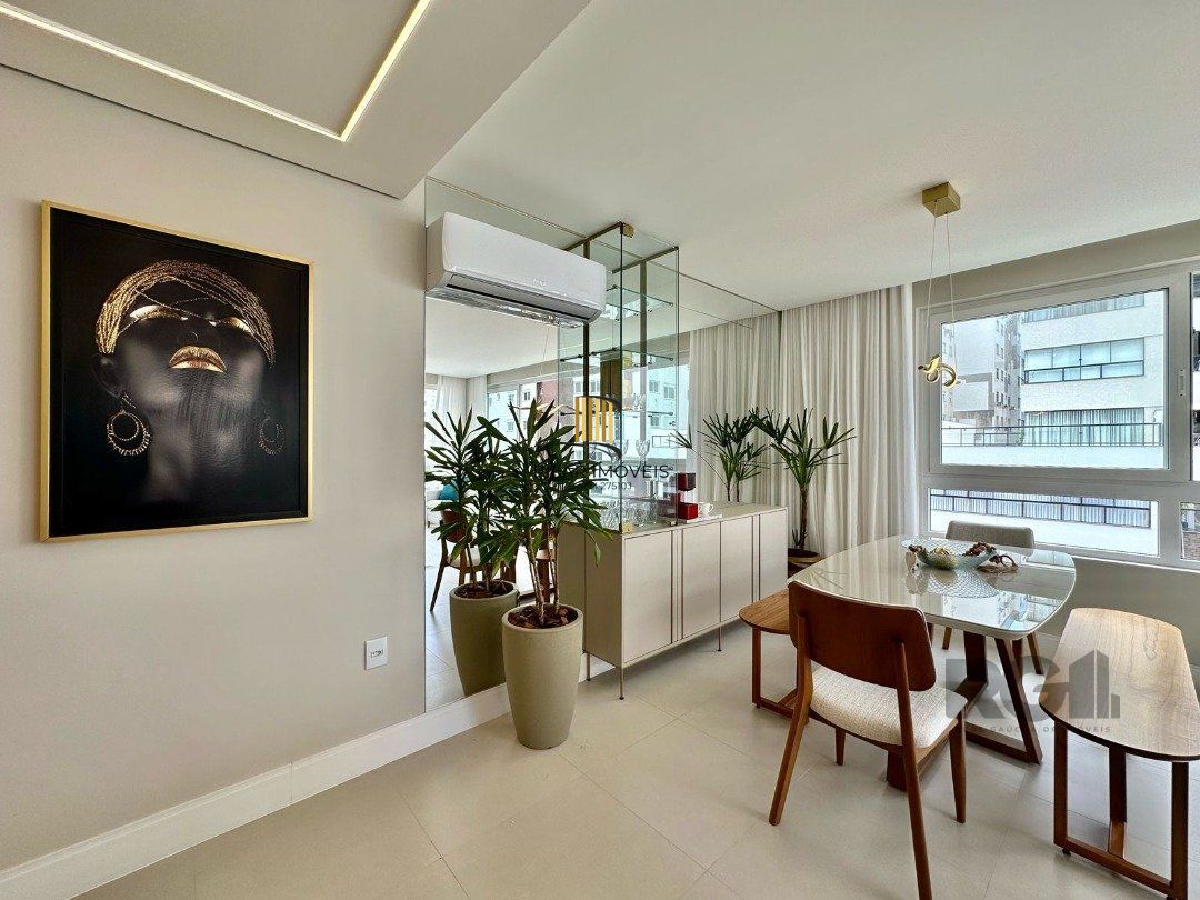 Apartamento 3 dormitórios no bairro Navegantes