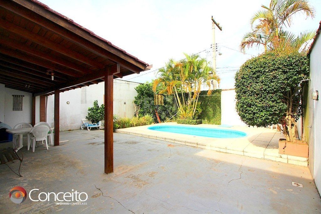 Casa para Venda - 226.73m², 3 dormitórios, sendo 3 suites, 3 vagas - Ipanema