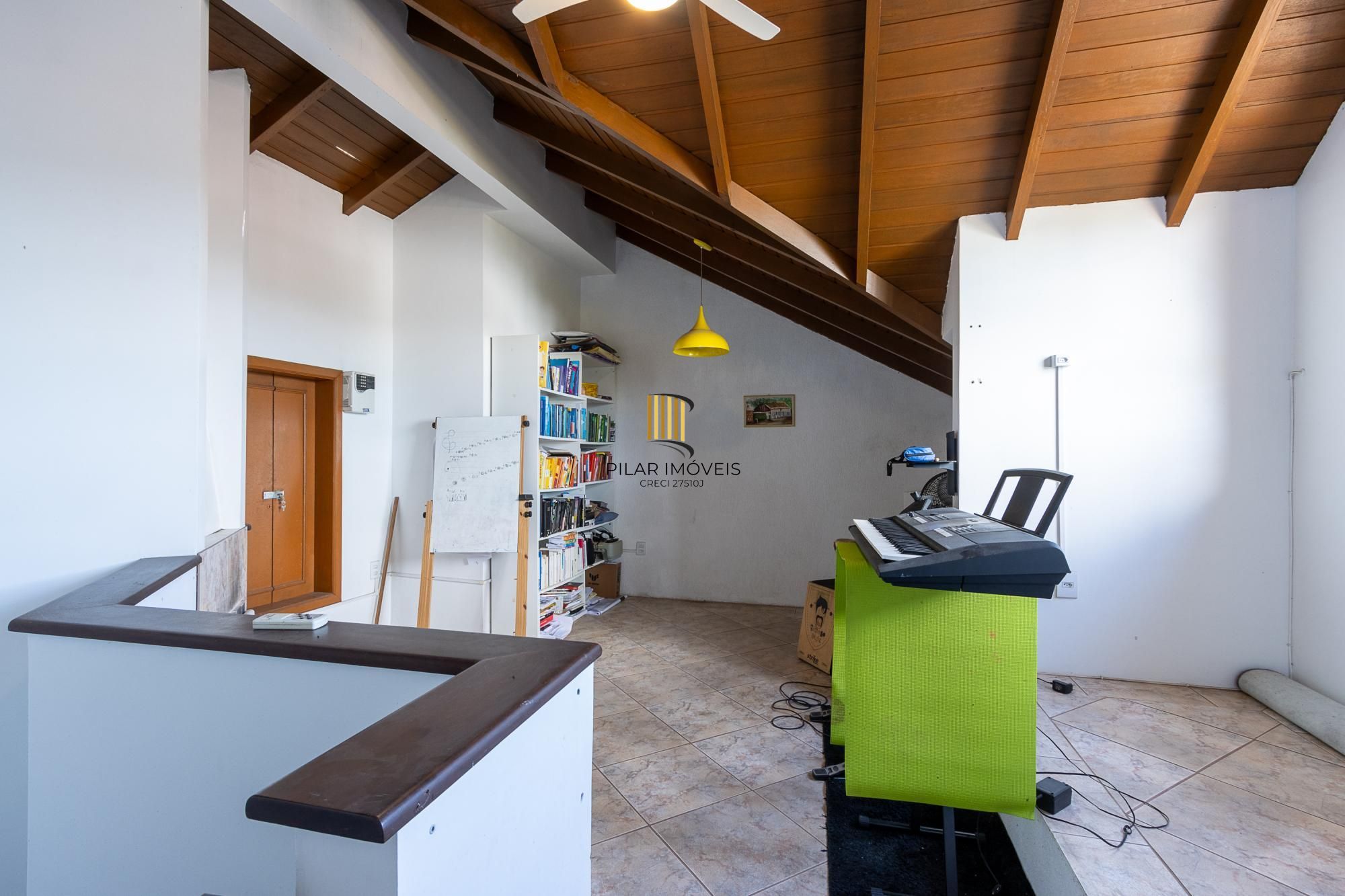 Casa 3 dormitórios no bairro Espírito Santo