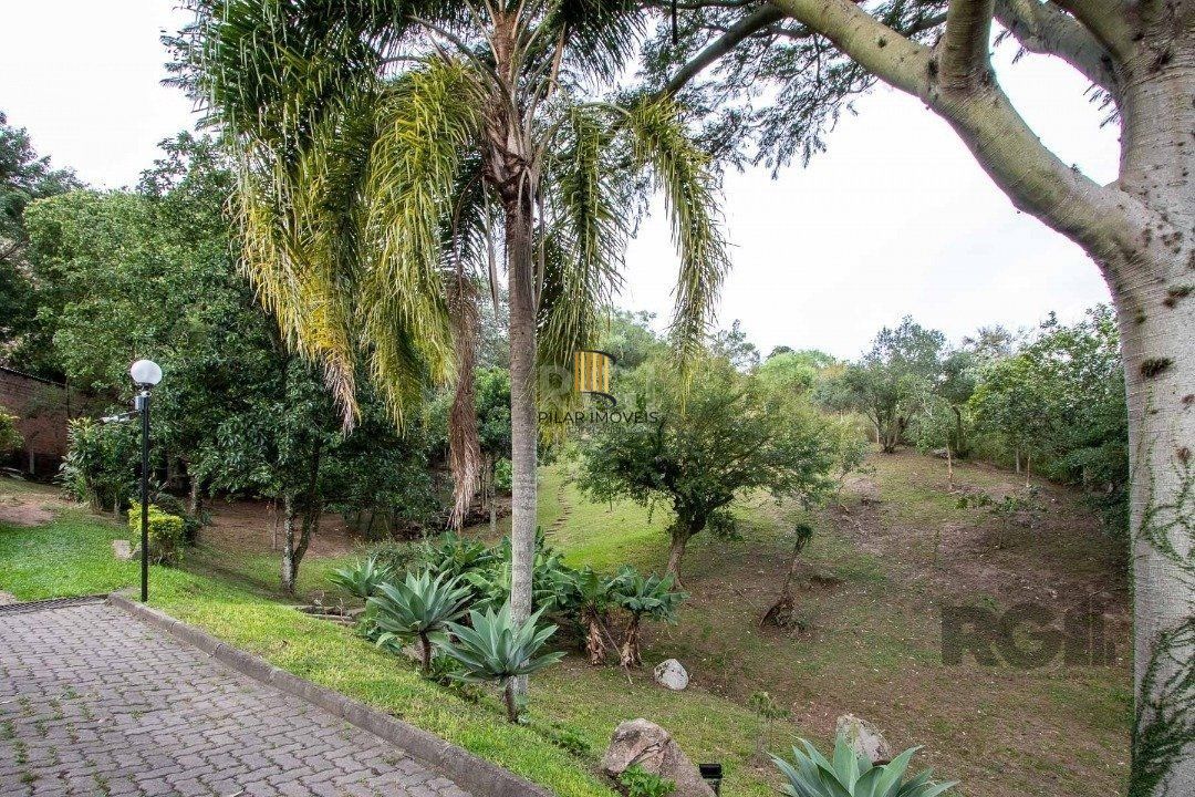 Casa Condominio para Venda - 170m², 3 dormitórios, sendo 1 suites, 2 vagas - Cavalhada