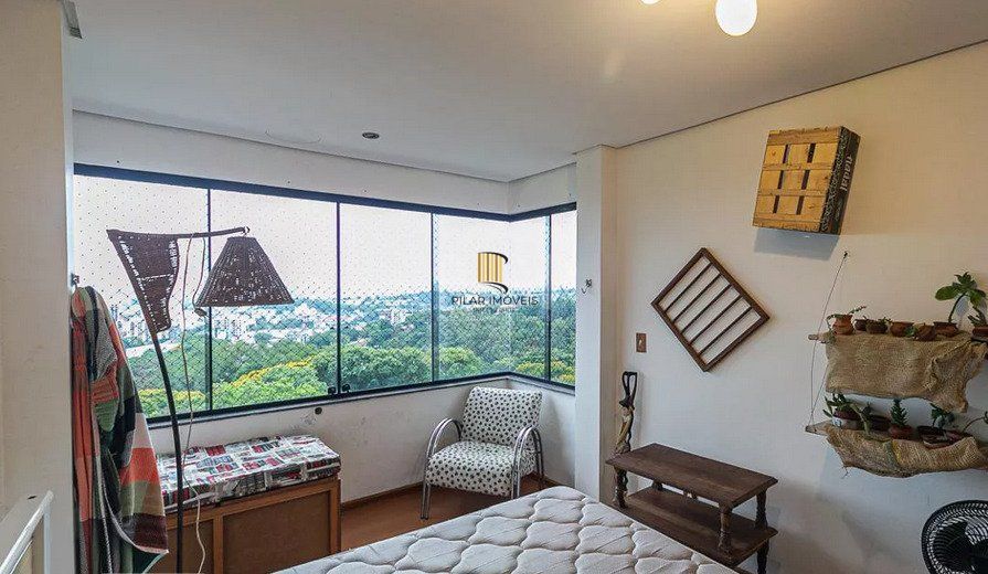 Cobertura para Venda - 207m², 3 dormitórios, sendo 1 suites, 2 vagas - Santa Tereza