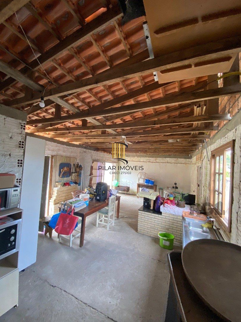 Casa 2 dormitórios no bairro Campo Novo