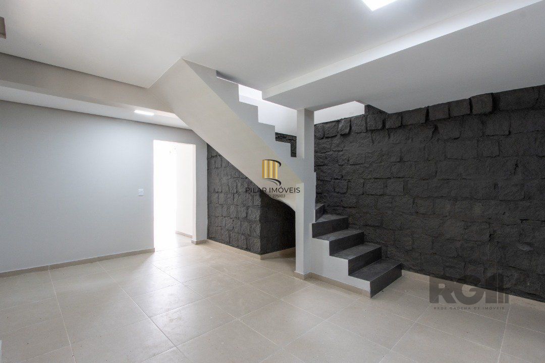 Casa | 3 quartos | 2 Suítes | 4 vagas cobertas | 260m2 Privativos | Bairro Santa Tereza