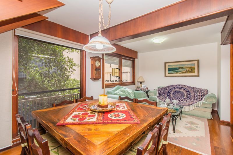 Cobertura Exclusiva com Vista Privilegiada no Coração do Bairro Moinhos de Vento