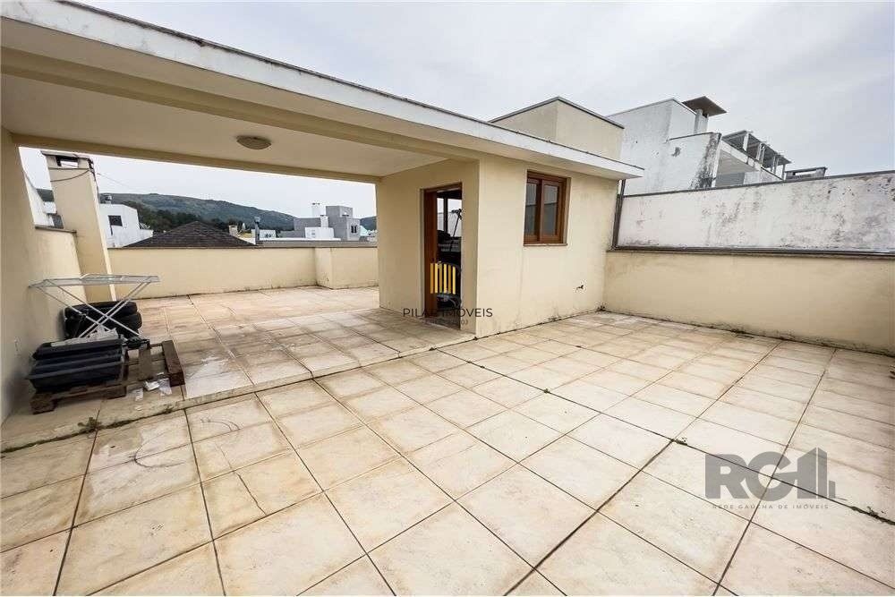 Casa de Condomínio 3 dormitórios no bairro Hípica