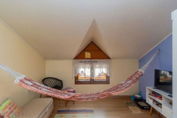 Casa em condomínio 3 dormitórios ´- Bairro Camaquã