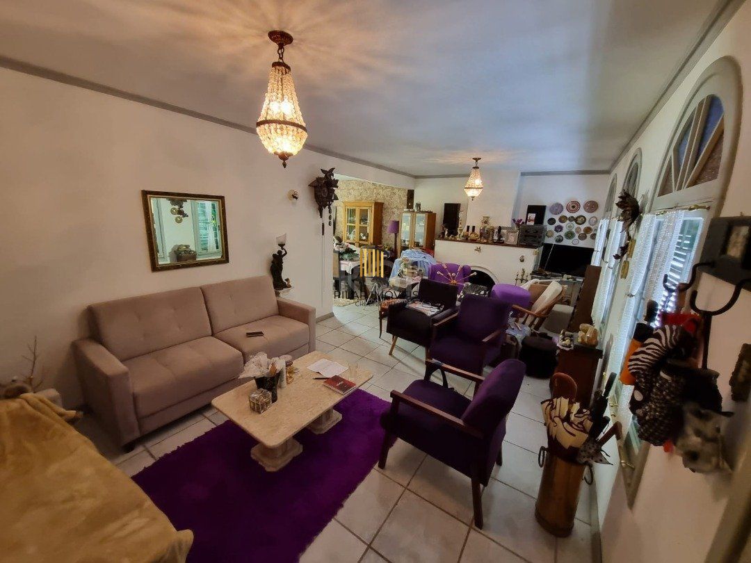 Casa 3 dormitórios no bairro Tristeza