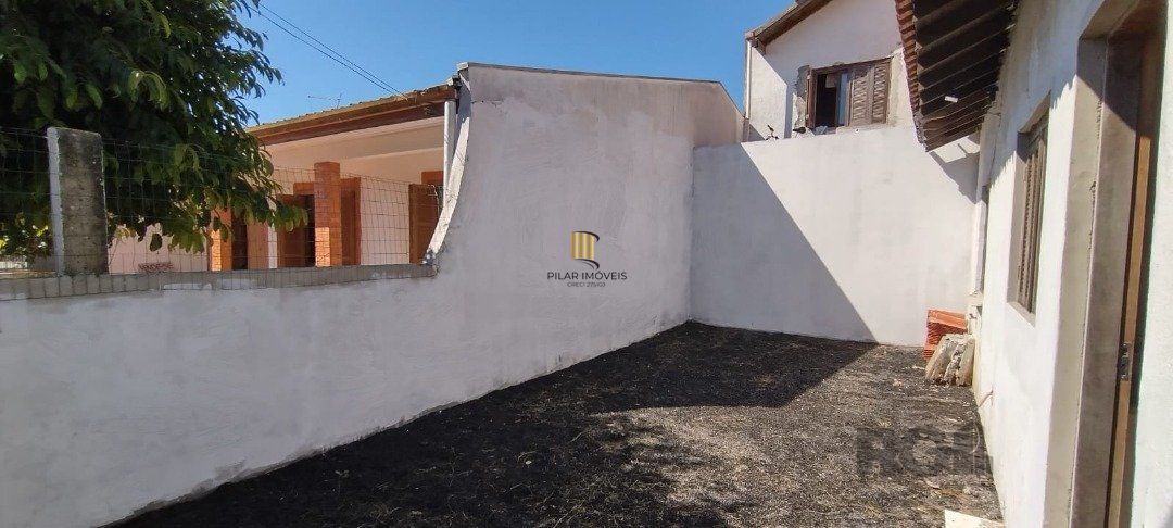 Casa 2 dormitórios no bairro Centro