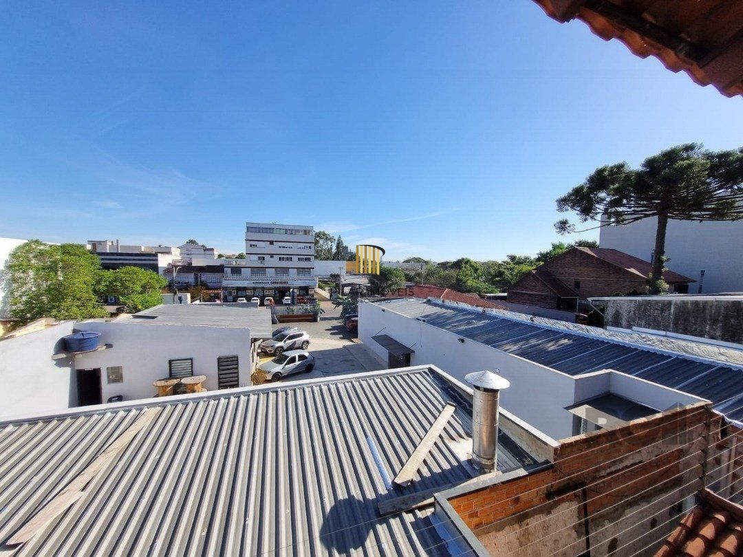 Casa de Condomínio 3 dormitórios no bairro Camaquã