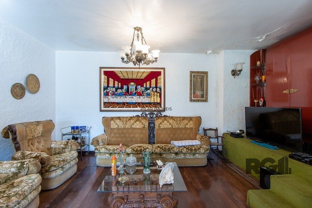 Casa para Venda - 580m², 3 dormitórios, sendo 1 suites, 3 vagas - Santa Tereza