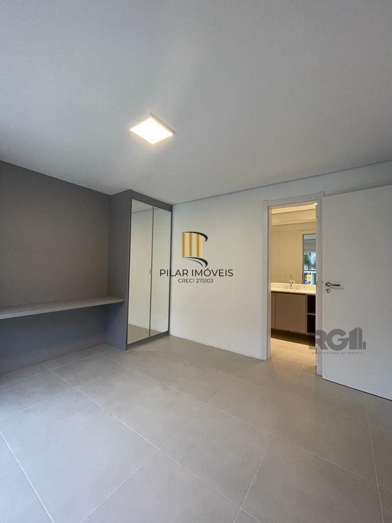 Duplex em Condomínio