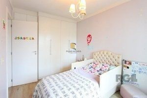 Vende apartamento no Bairro Passo da Areia - Porto Alegre