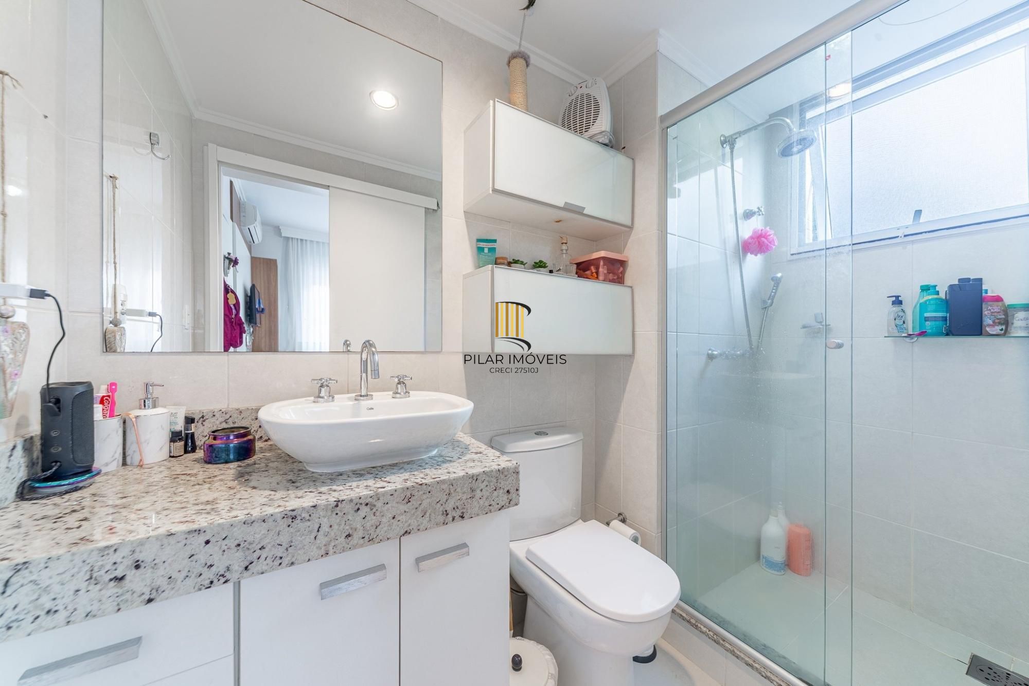 Apartamento 3 dormitórios, sendo 3 suítes e 2 vagas no Petropolis