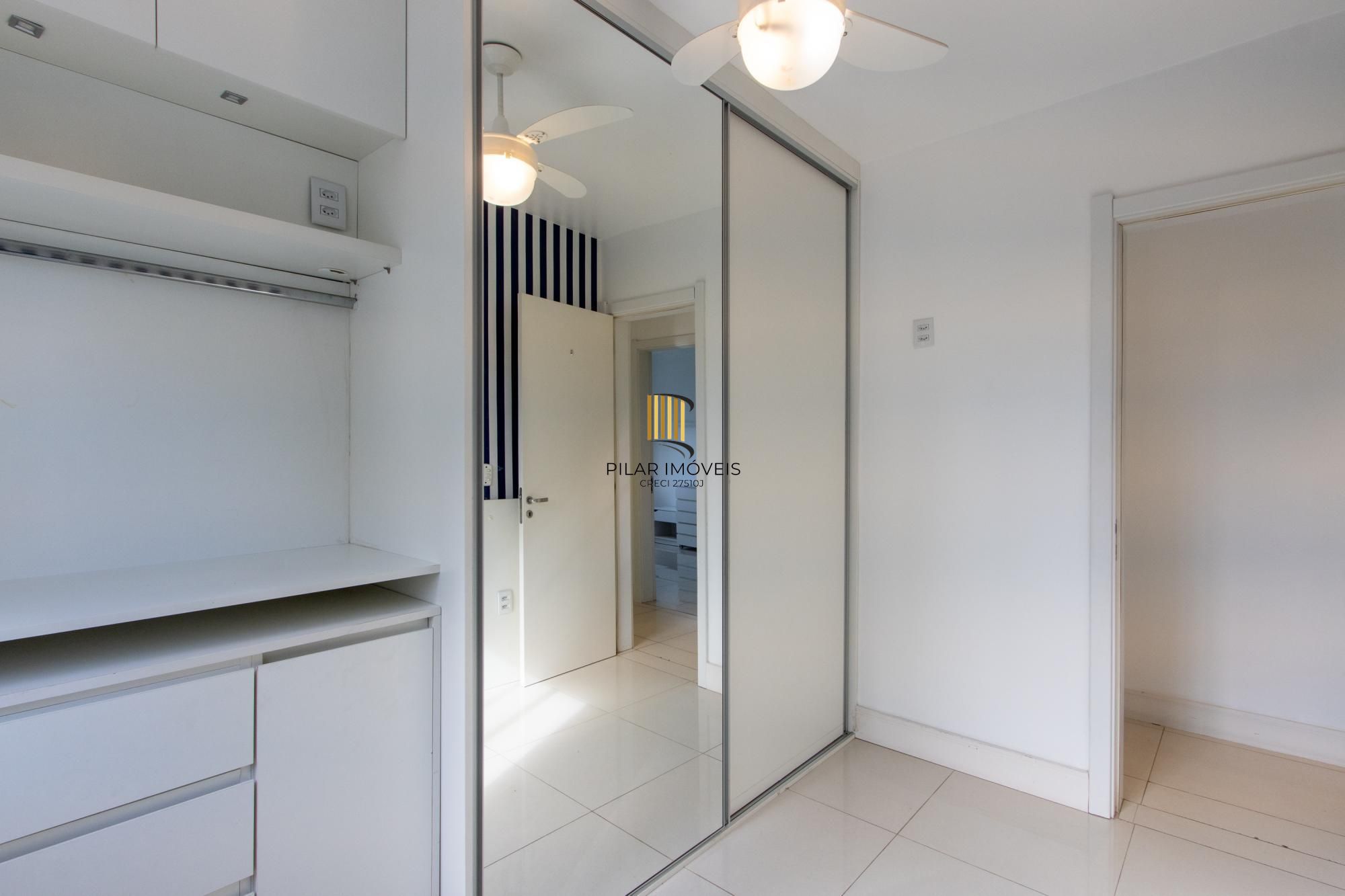 Apartamento no Bairro Cristal de 3 dormitórios,1 Suíte, Semi mobiliado com 1 vaga escriturada