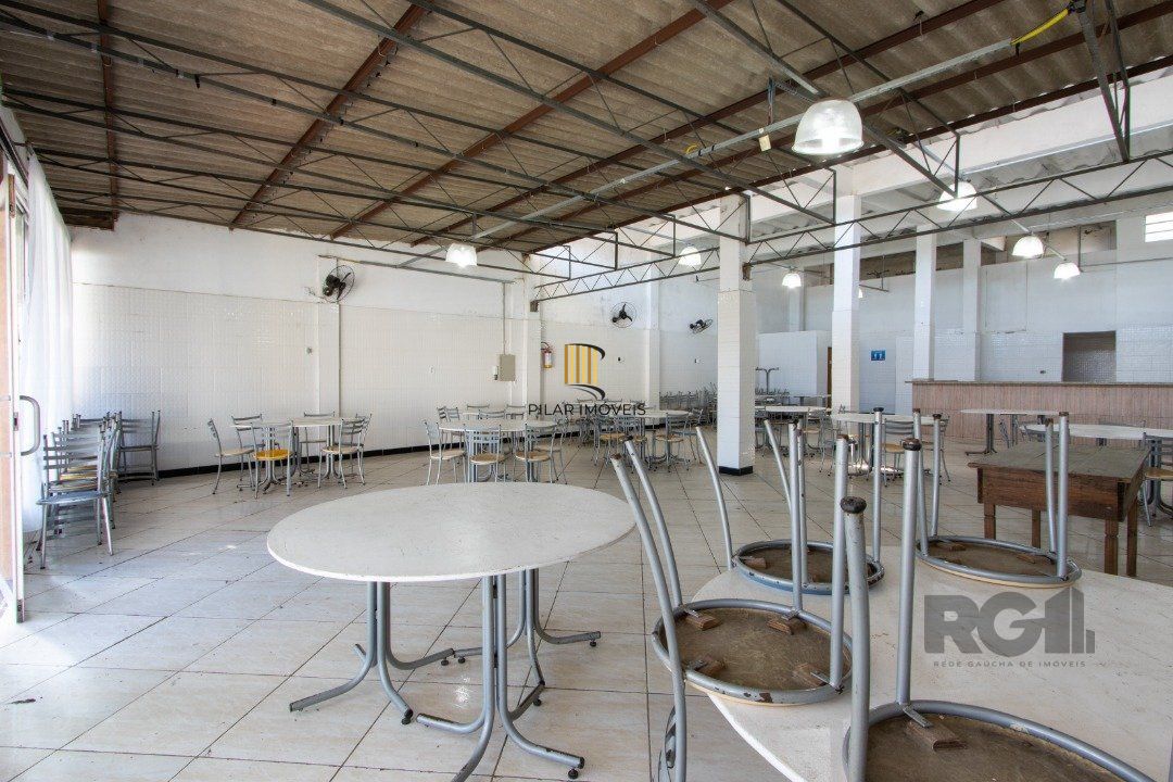 Prédio Comercial | 220m2 Privativos | Salão de Festas | Bairro Vila Nova