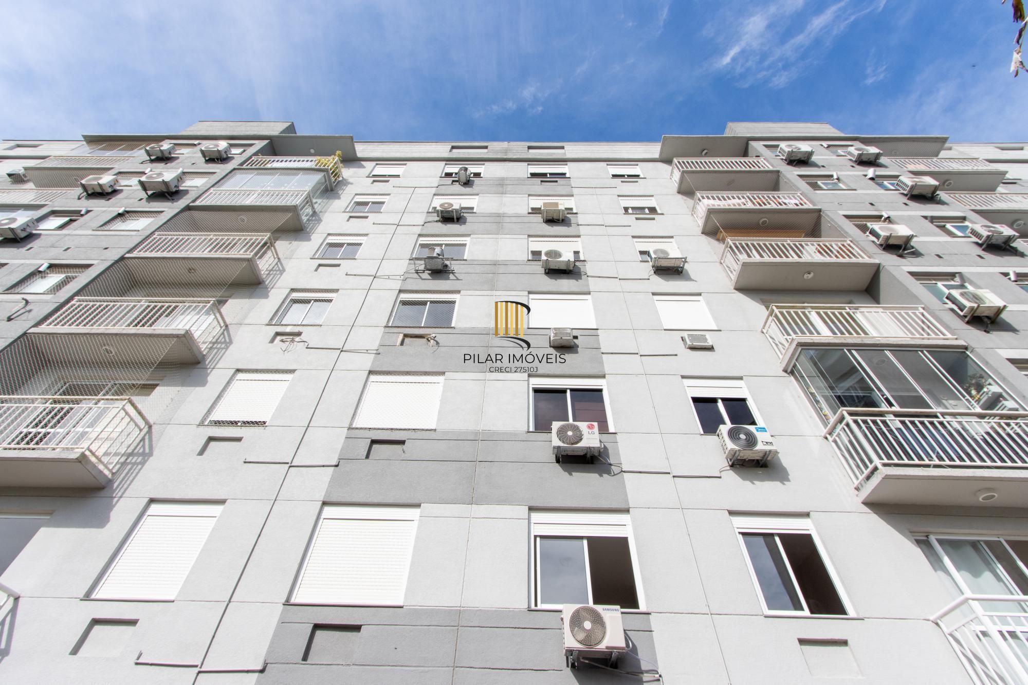 Apartamento no Bairro Cristal de 3 dormitórios,1 Suíte, Semi mobiliado com 1 vaga escriturada