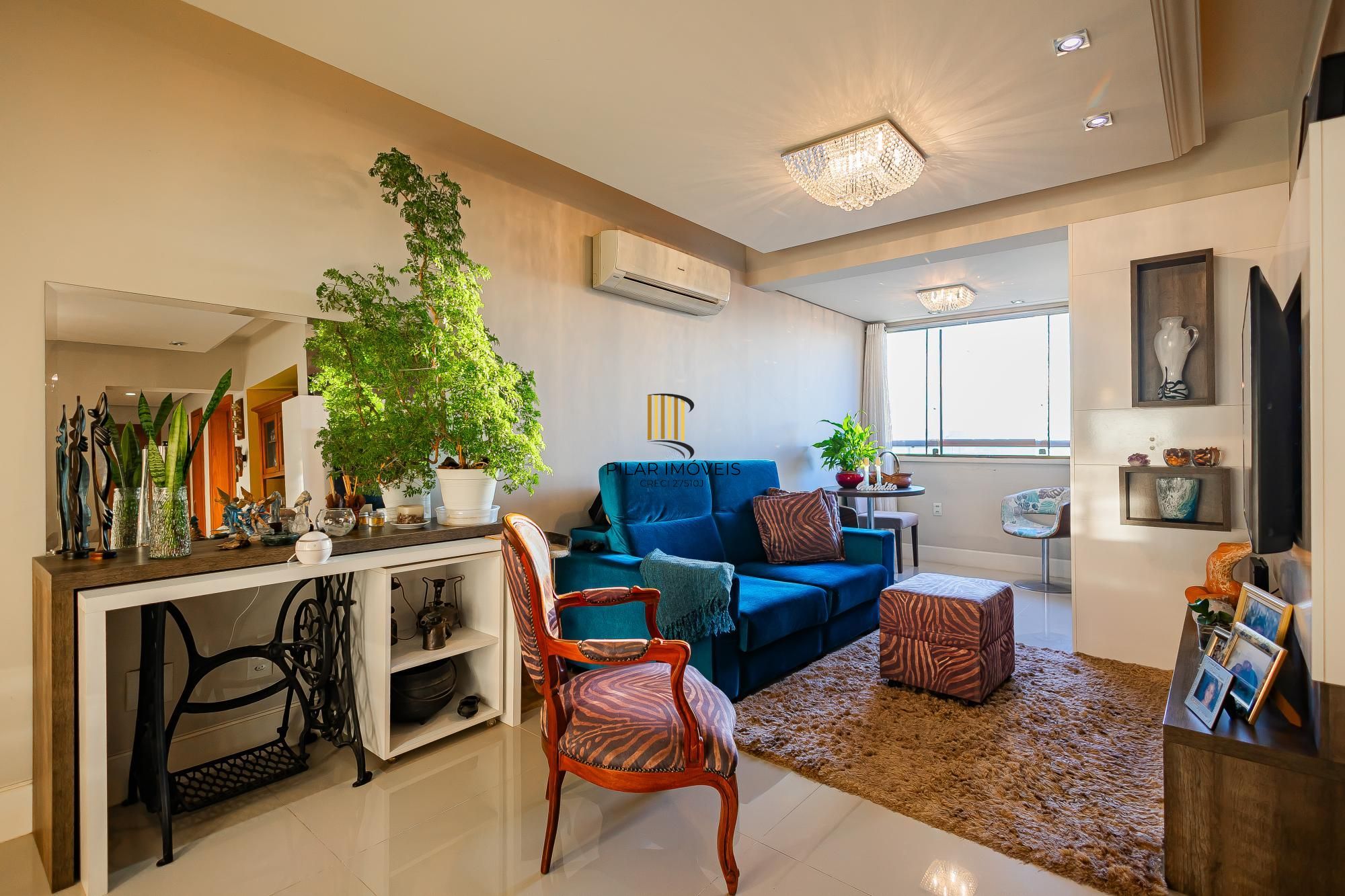 Apartamento de 97m² privativos com 3 dormitórios e 2 vagas