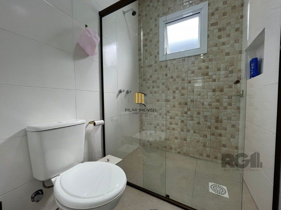 Casa de Condomínio 3 dormitórios no bairro Dubai