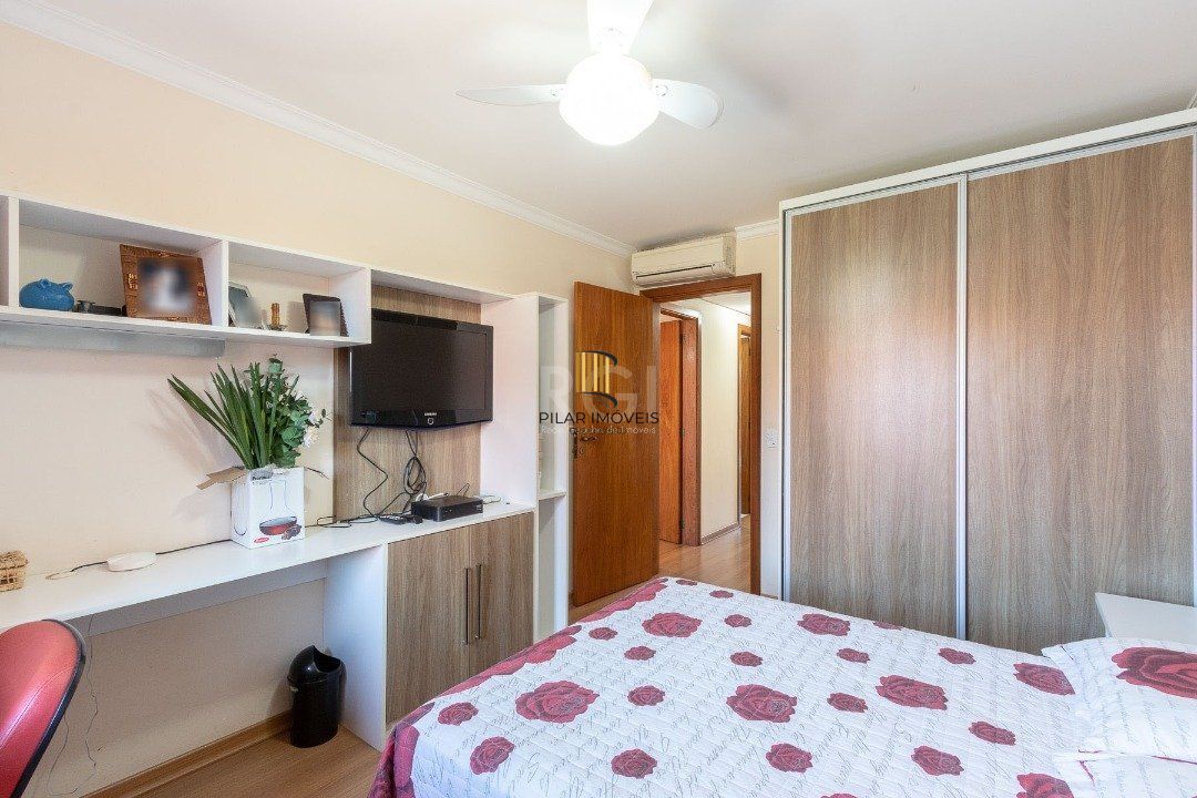 Casa Condominio para Venda - 286.89m², 4 dormitórios, sendo 2 suites, 2 vagas - Cristal