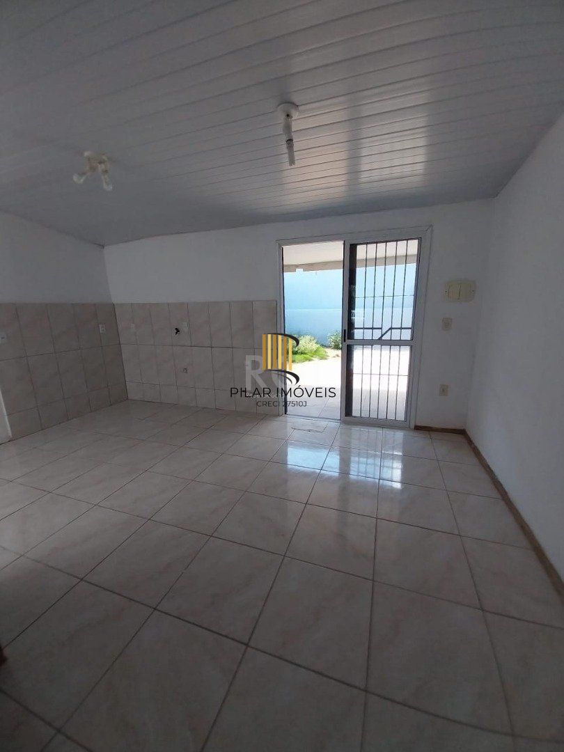 Casa de Condomínio 2 dormitórios no bairro Restinga