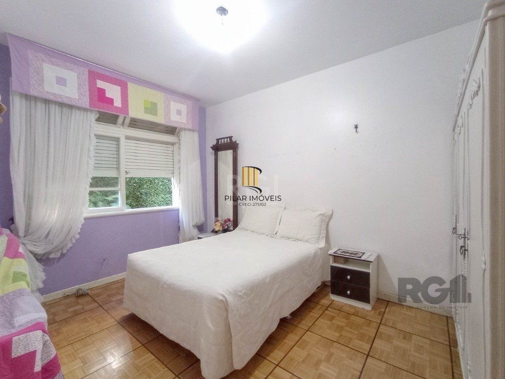 Casa para venda com 4 dormitórios no bairro Cristal