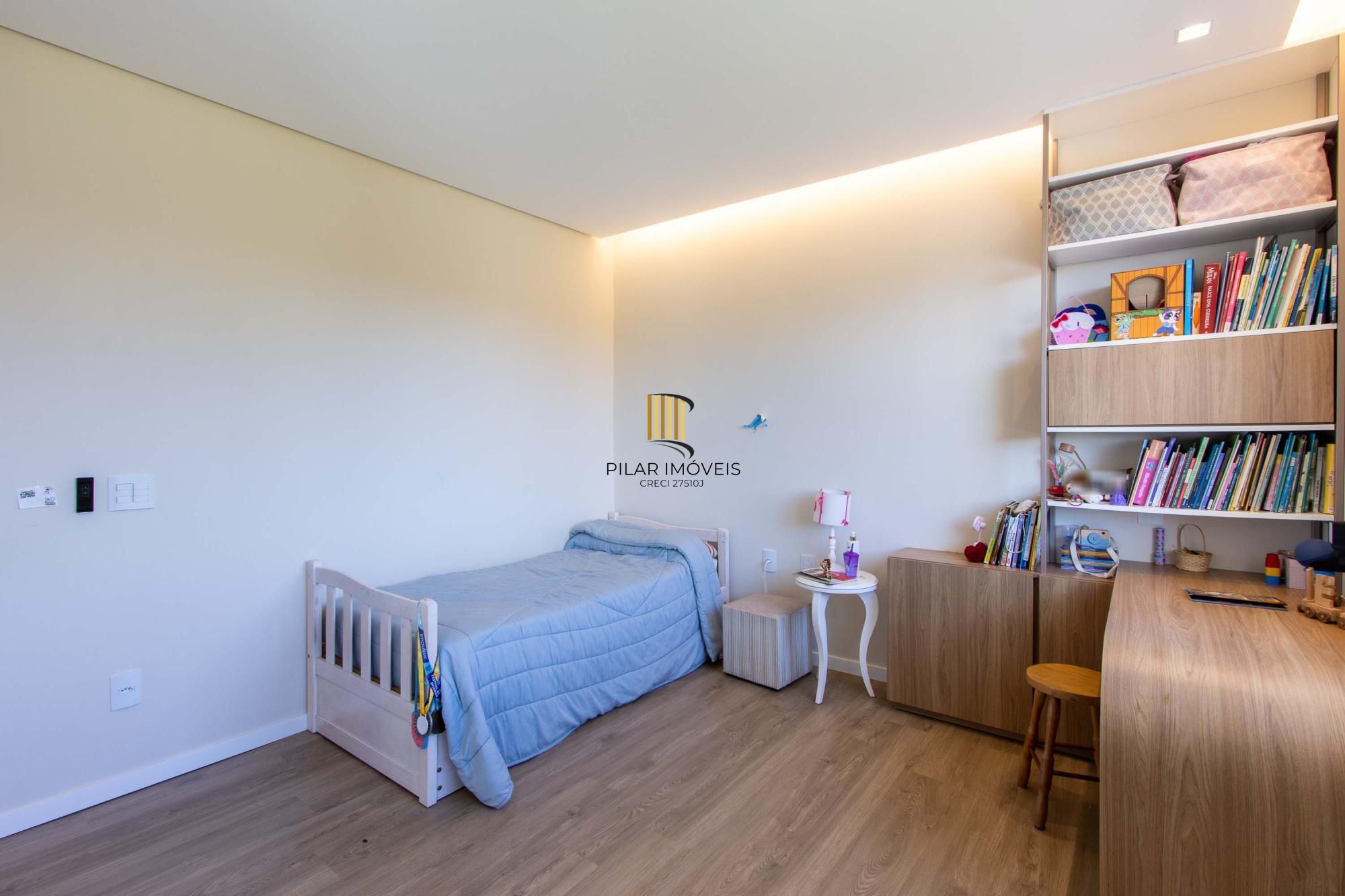 Casa de Condomínio 5 dormitórios no bairro Belém Novo