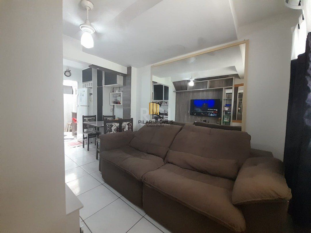 CASA EM CONDOMÍNIO COM 3 DORMITÓRIOS NA HÍPICA