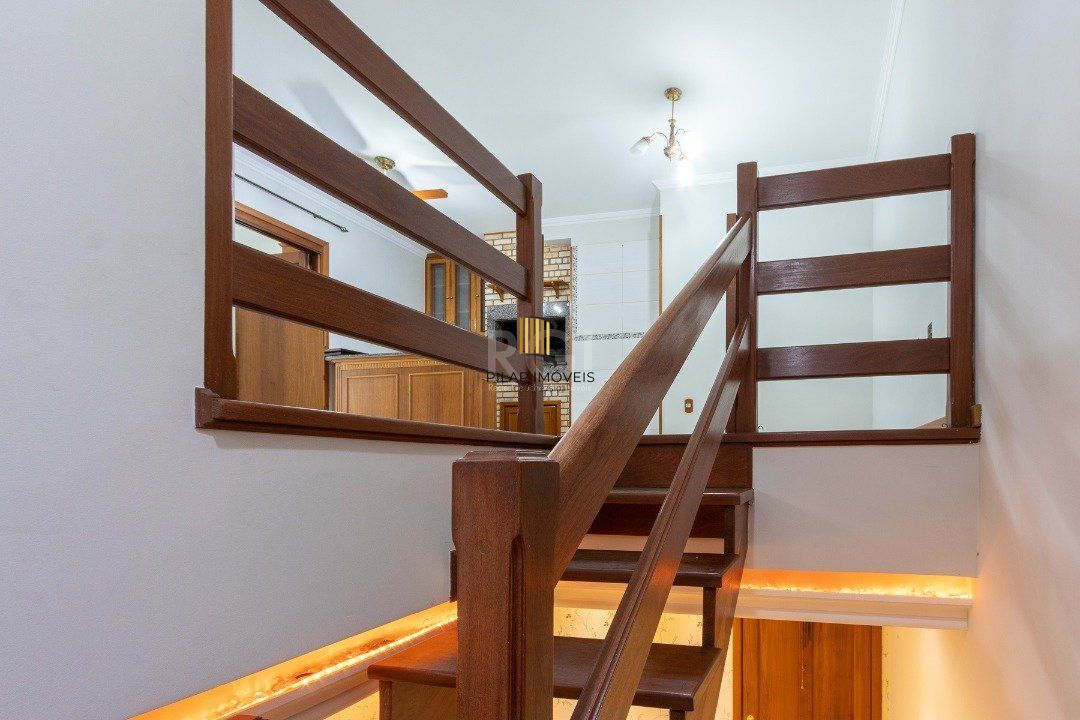 Cobertura para Venda - 247.08m², 3 dormitórios, sendo 1 suites, 2 vagas - Vila Ipiranga