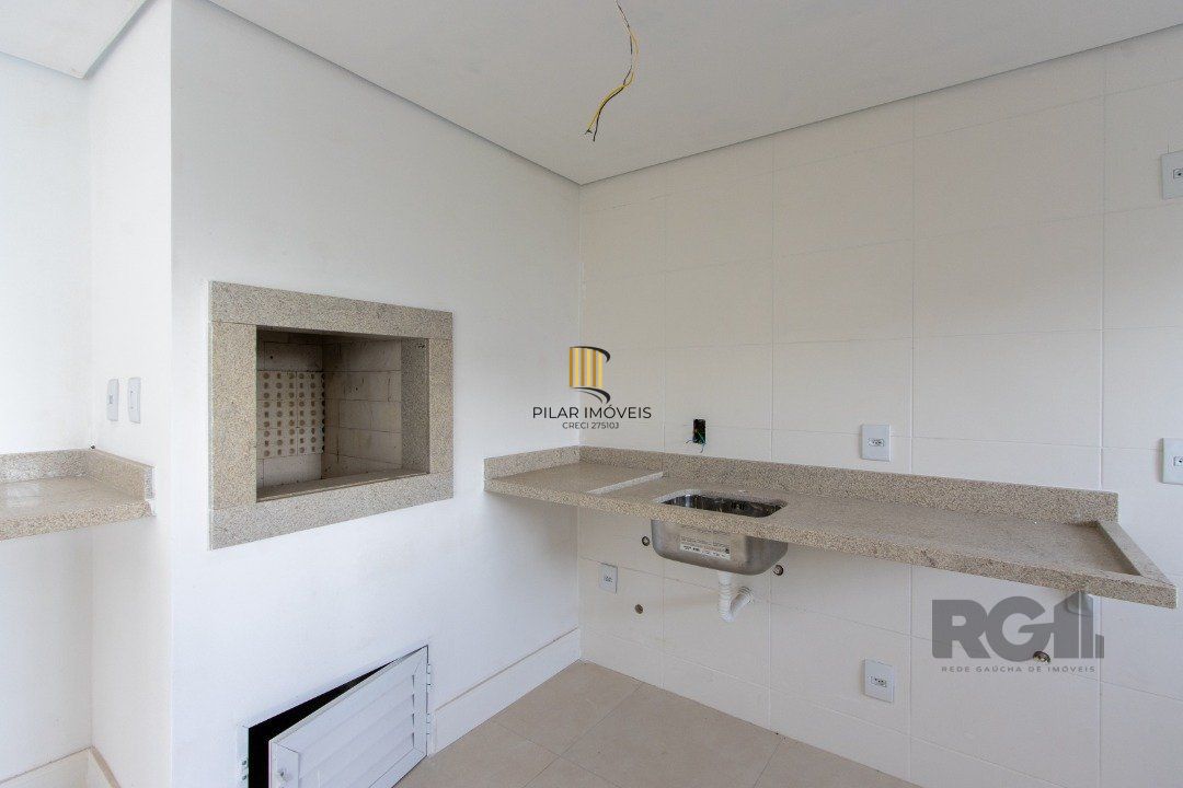 Apartamento para Venda - 71m², 2 dormitórios, sendo 1 suites, 2 vagas - Camaquã