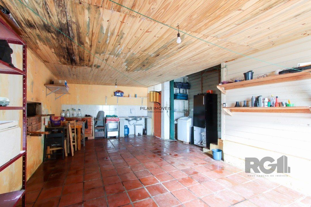 Terreno de esquina medindo 10x30 no bairro Ipanema