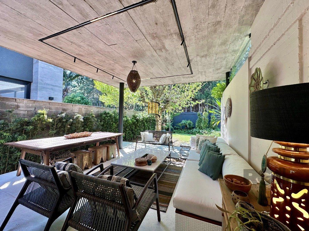 Casa de Condomínio 4 dormitórios no bairro Atlântida