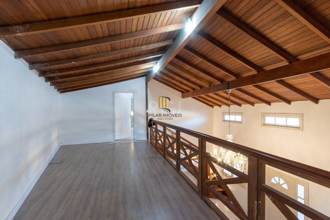 Casa para Venda - 120m², 4 dormitórios, sendo 1 suites, 3 vagas - Serraria