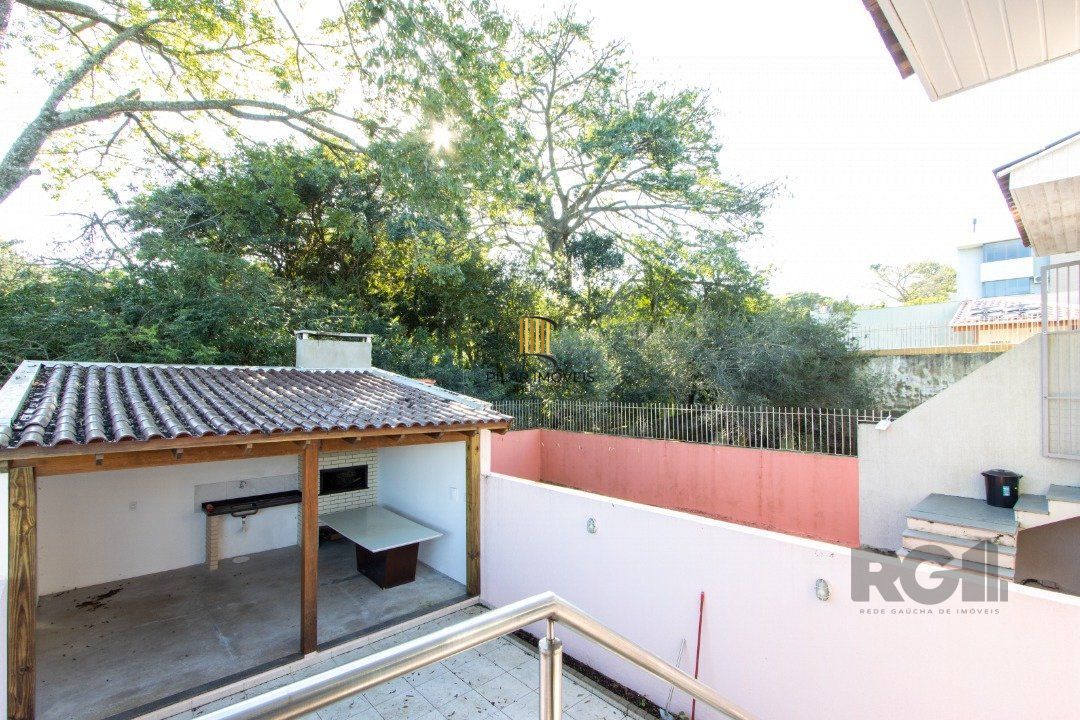 Casa 3 dormitórios no bairro Espírito Santo