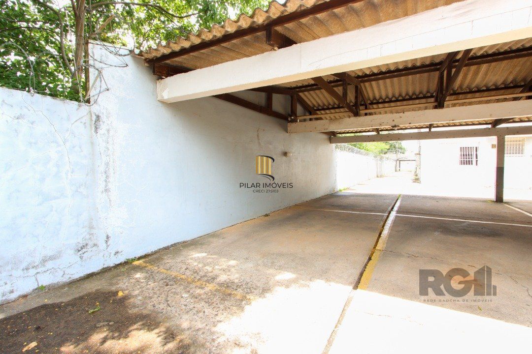 Apartamento com 1 dormitório no bairro Cristal.