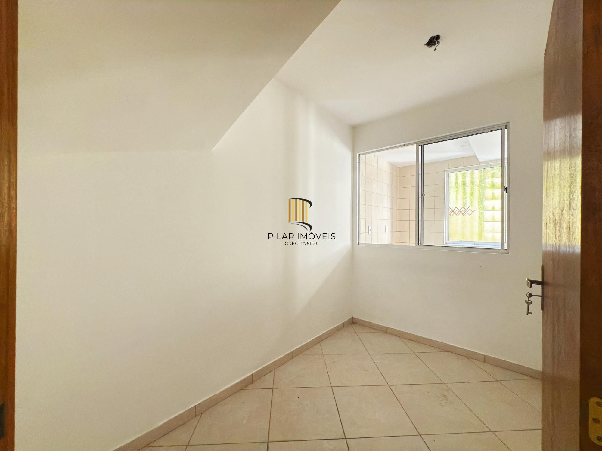 Casa em condomínio 3 dormitórios (2 suites), 3 vagas - Bairro Jardim Isabel