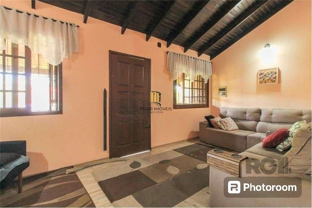 CASA | 02 DORMITÓRIOS | AMPLO TERRENO | VILA NOVA | ZONA SUL