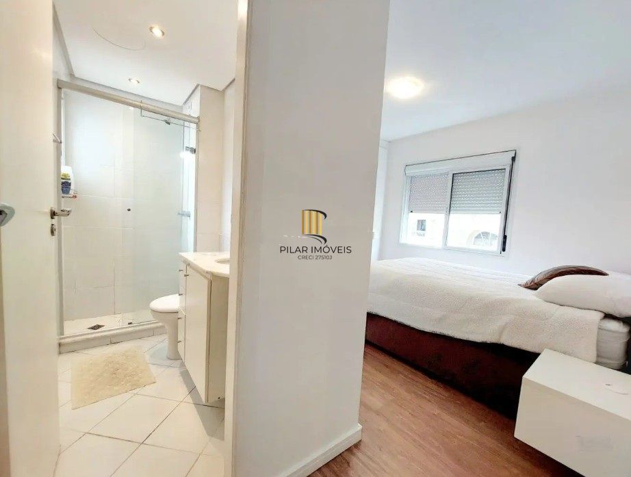 Apartamento de 3 dormitórios, 1 suíte e 1 vaga de garagem.