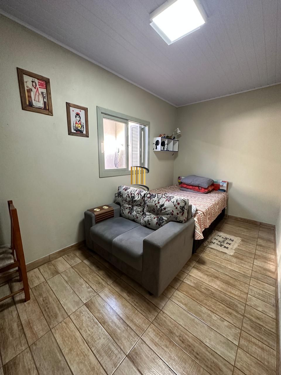 CASA REFORMADA , 4 DORMITORIOS , CHURRASQUEIRA , DESOCUPADA