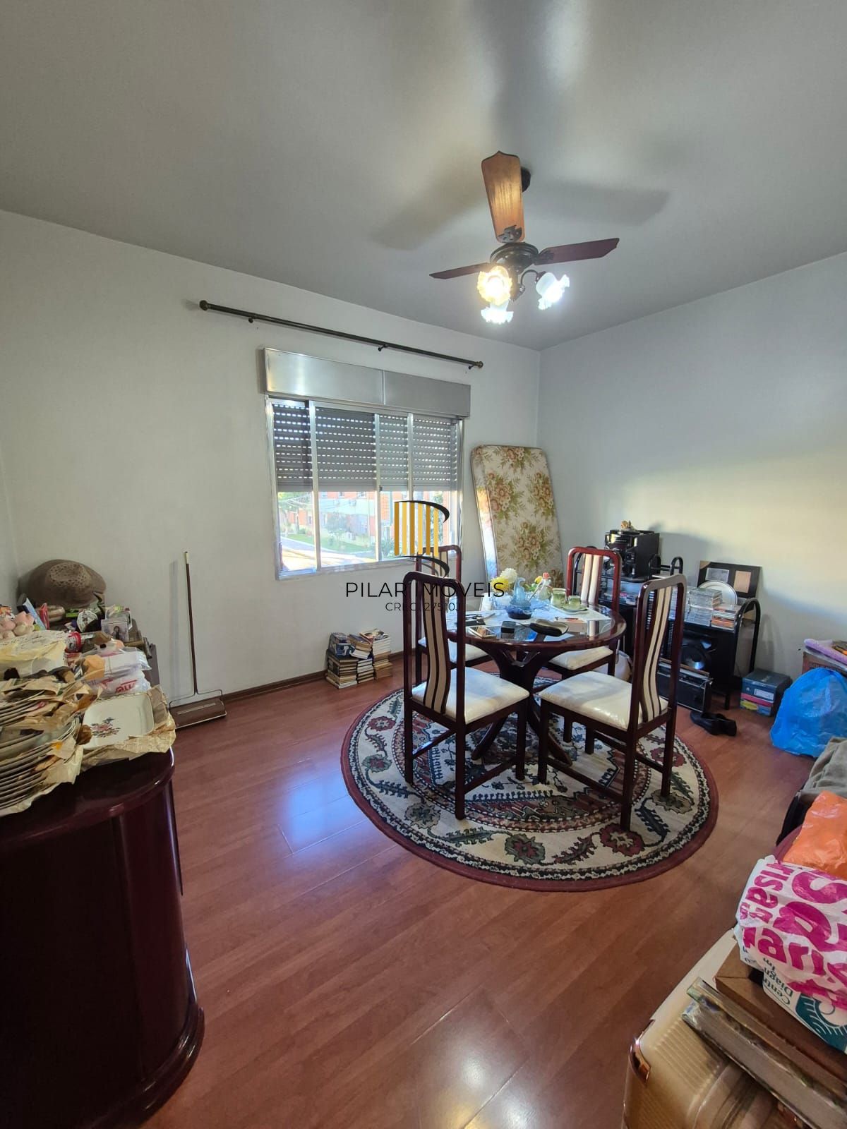 APARTAMENTO 2 DORMITORIOS 73M² 1 LANCE ESCADA
