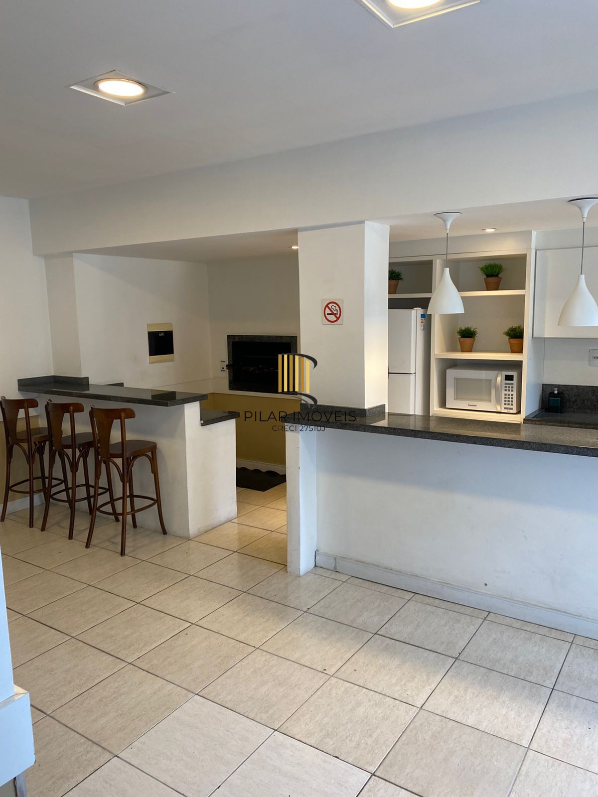Apartamento para Venda - 56m², 2 dormitórios, sendo 1 suites, 1 vaga - Camaquã