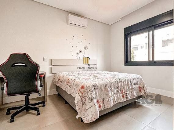 Casa de Condomínio 4 dormitórios no bairro Centro