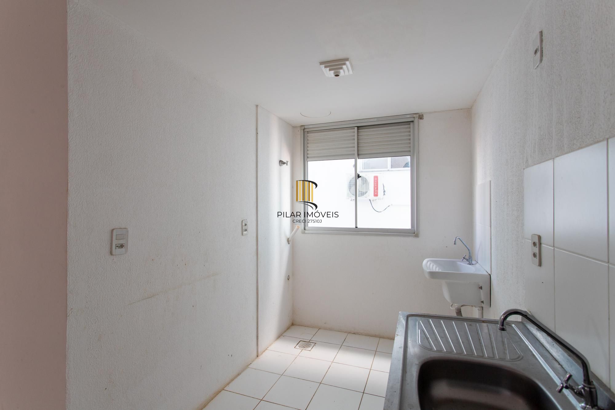 Apartamento 2 quartos, reformado, 1 vaga escriturada - Vila Nova