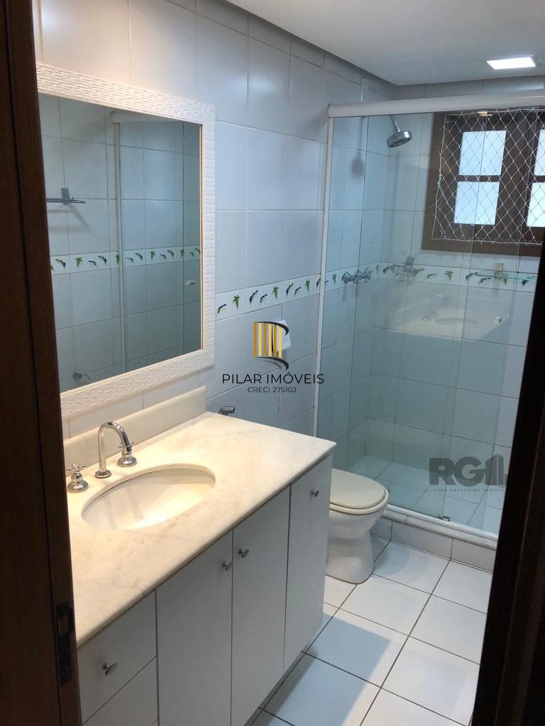 Casa de Condomínio 4 dormitórios no bairro Vila Assunção