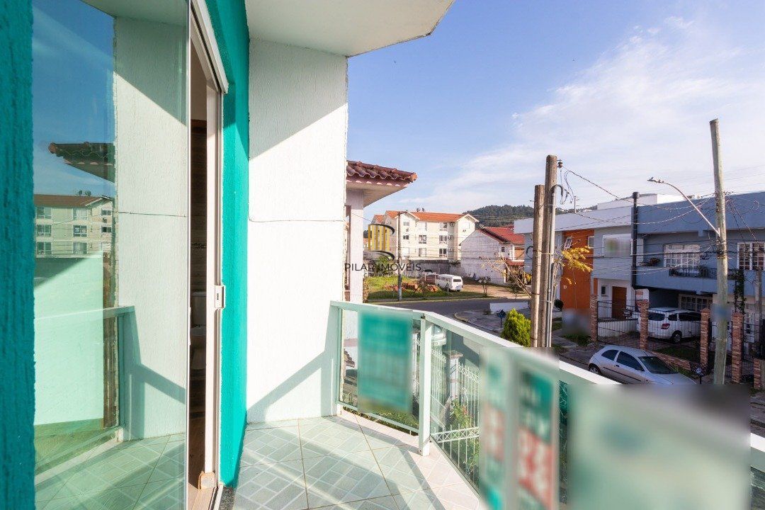 Casa para Venda - 178.4m², 3 dormitórios, sendo 1 suites, 2 vagas - Hípica