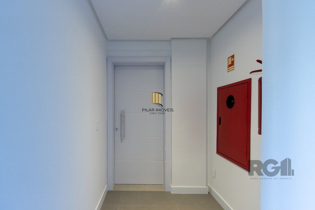 Apartamento para Venda - 143.36m², 3 dormitórios, sendo 1 suites, 2 vagas - Tristeza