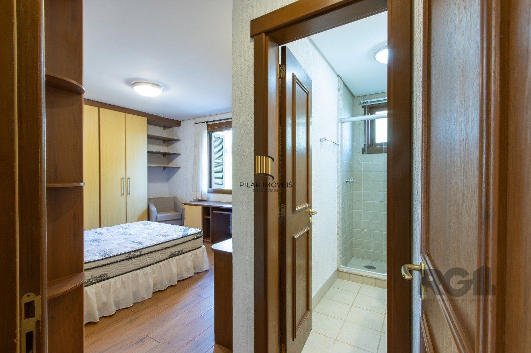 Casa de Condomínio 3 dormitórios no bairro Belém Novo