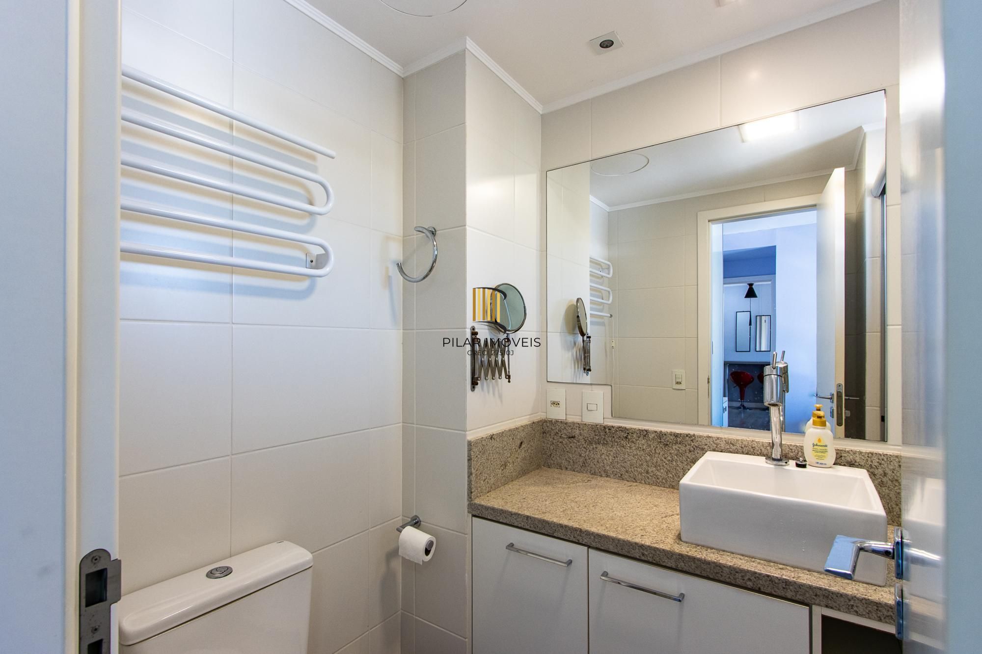 Apartamento com 2 quartos e 65m² à venda em Tristeza, Porto Alegre.